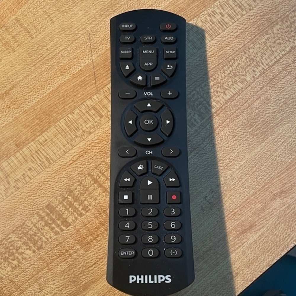 Philips Universal Remote - Picture 1 of 5